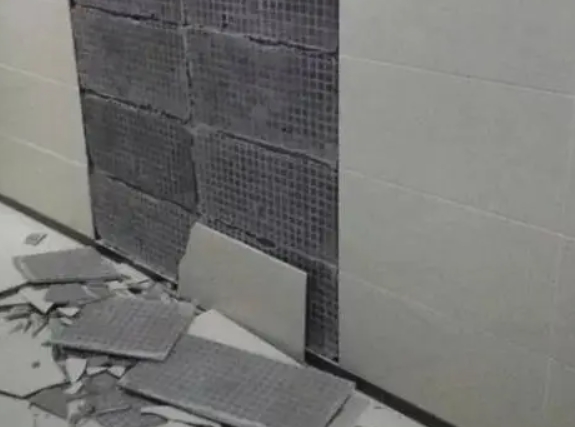 阳谷瓷砖空鼓维修公司分享下阳谷墙砖松动维修的知识